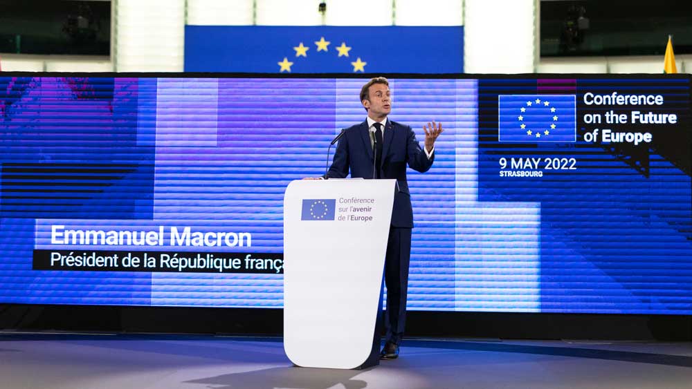 Εμ. Μακρόν: Υπέρ της μεταρρύθμισης των Συνθηκών της ΕΕ